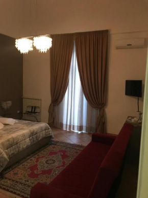 Гостиница Mà Maison  Казерта